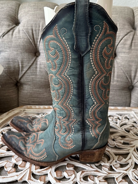 Circle G Shoes - Circle G by Corral Teal Leather Cowboy Boots Tan Embroidery Women’s 8.5